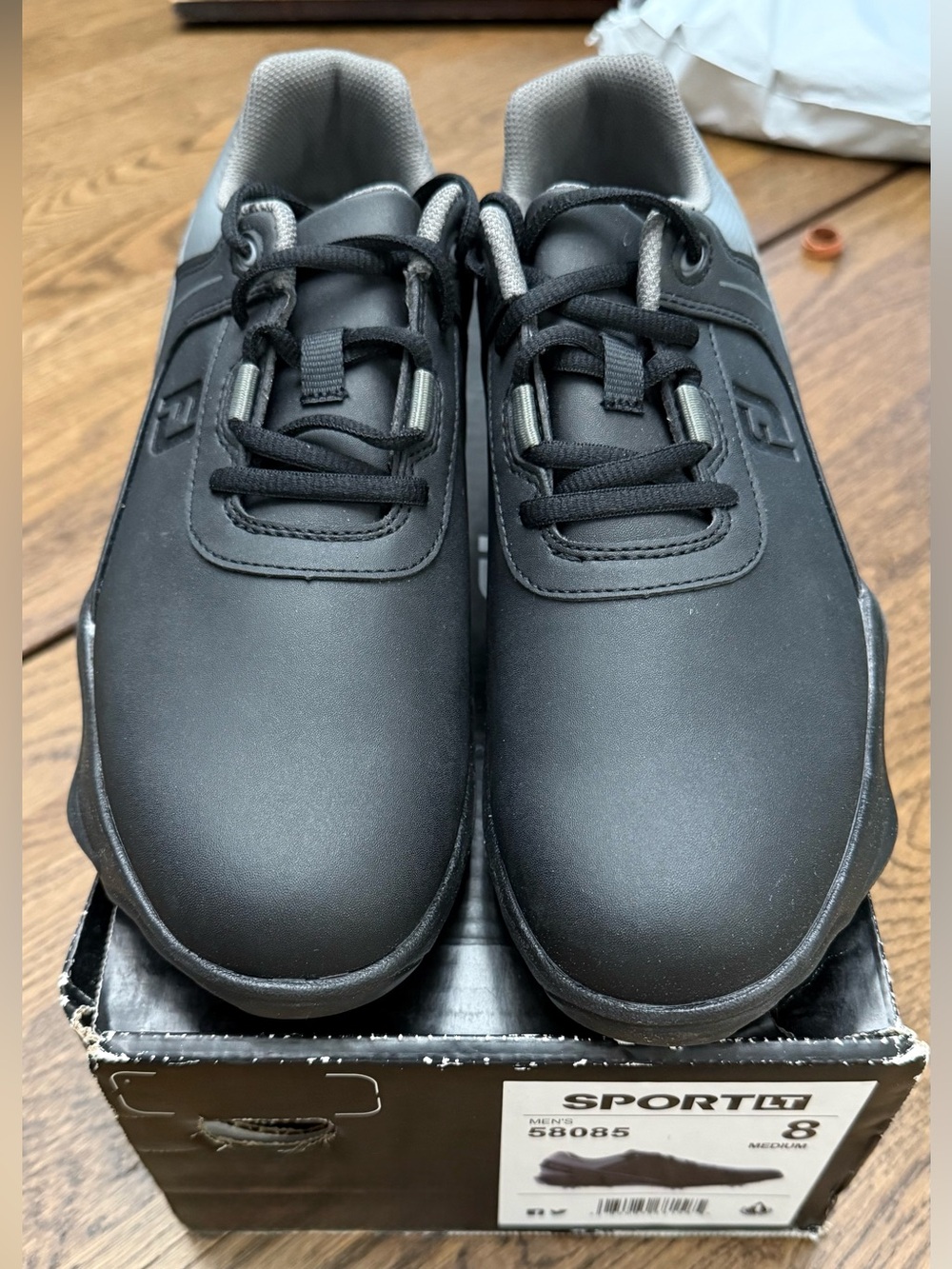 FootJoy FJ Sport LT Men's 8 Med. Black Leather Spike Golf Shoe 58085